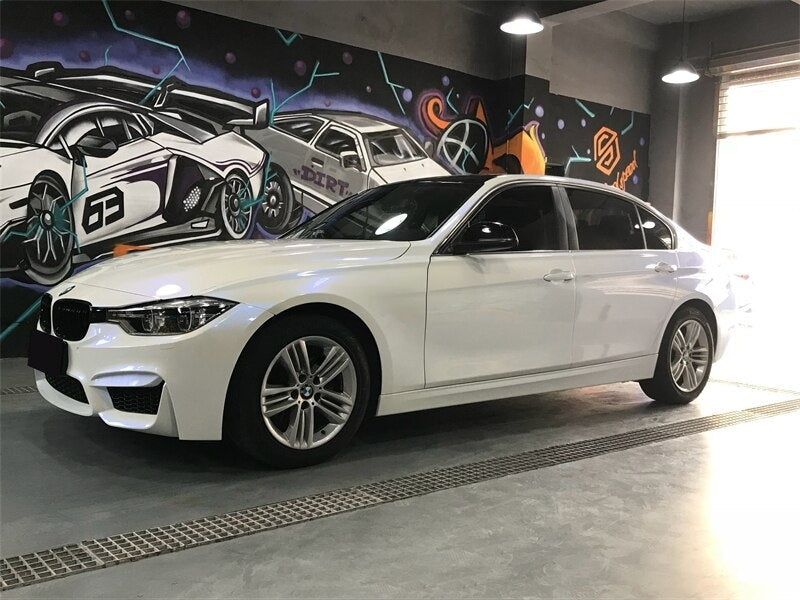 Gloss Pearl White to Blue