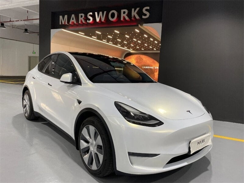 Glossy Pearl Gold Chameleon