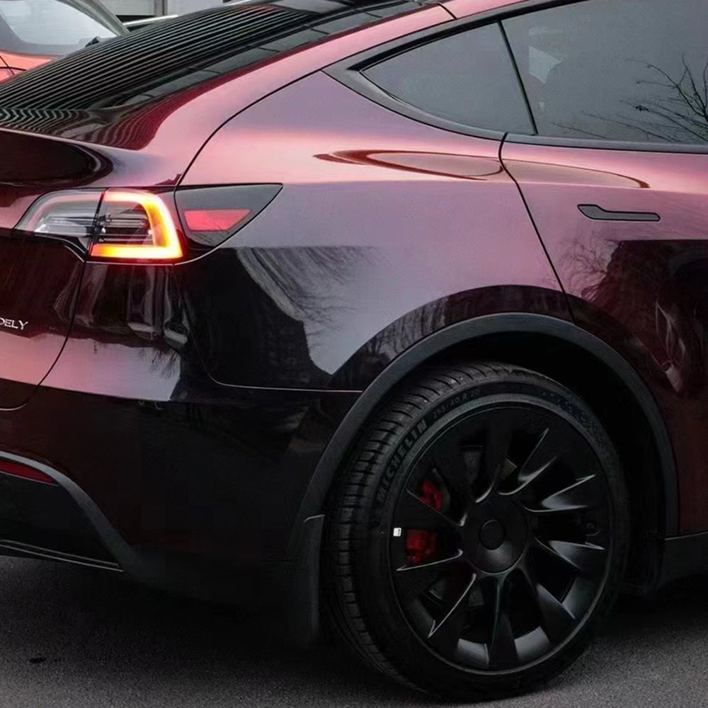 Streaming Black Charm Red