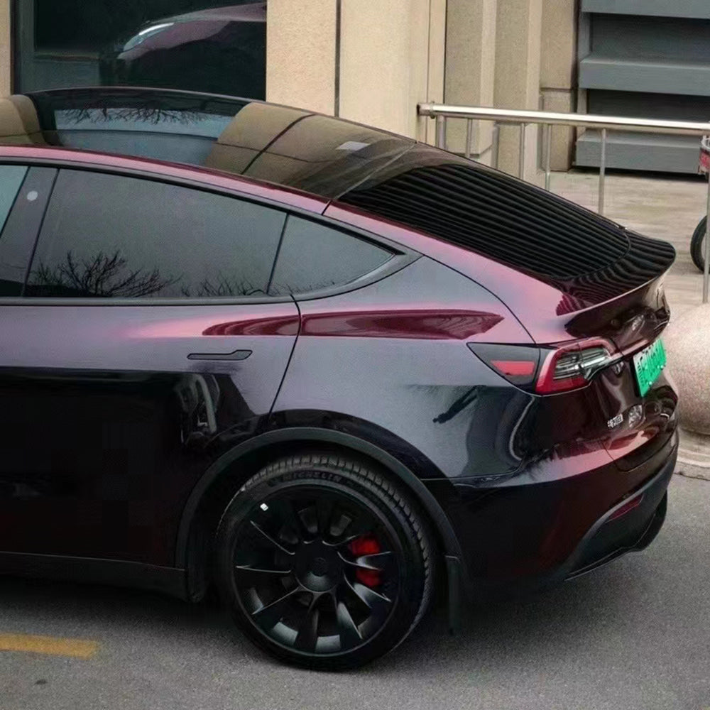 Streaming Black Charm Red